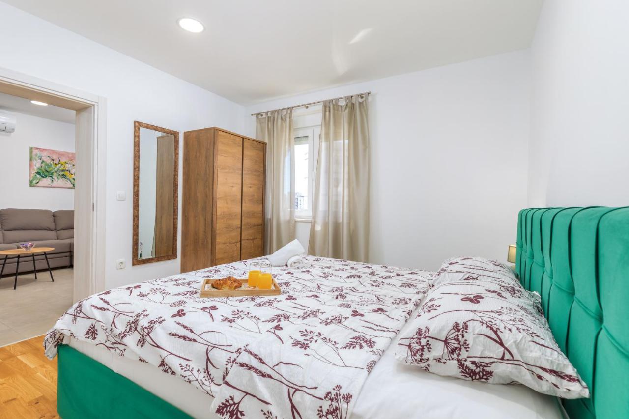 Apartment Lorilu Pula Extérieur photo