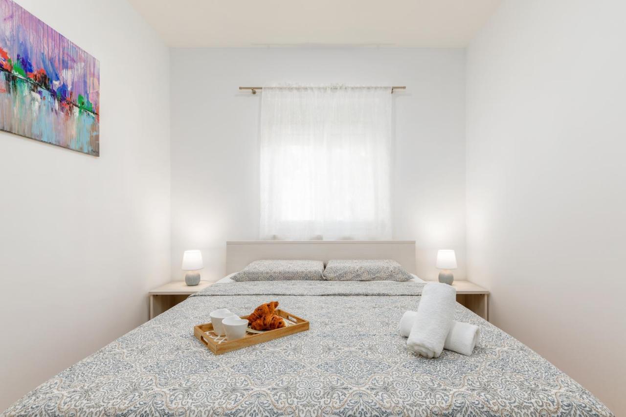 Apartment Lorilu Pula Extérieur photo